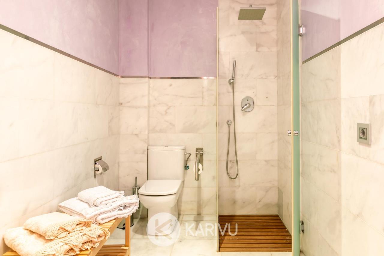 Estudio Senor De La Sentencia Apartment Seville Luaran gambar